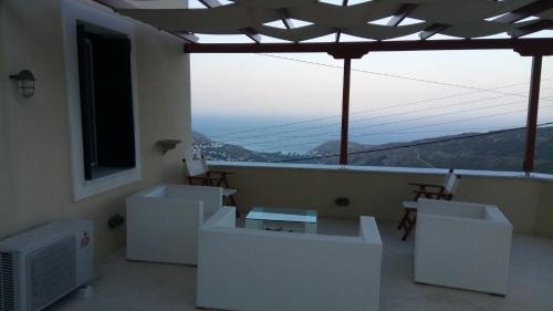 Apikia Apartment | Apoikia house with sea view 6max