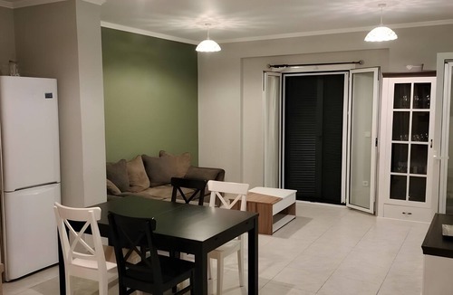 Katomerion Apartment | Appartment 'By The Sea 3' with Private Garden
