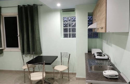 Loutra Edipsou Apartment | Araliki Apartments & Studios