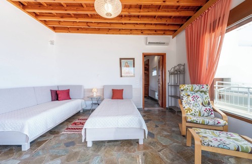 Pefkos House | Arte Pefki Beachfront Suites