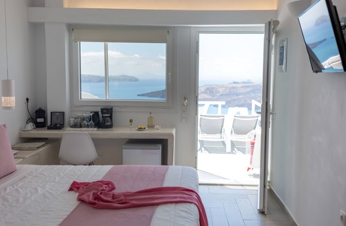 Fira House | Asma Suites
