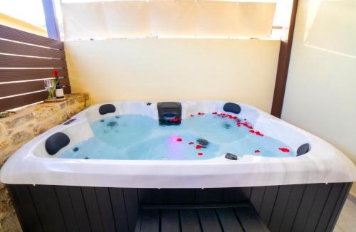 Asites Villa | Asmani Villa with Jaccuzi Sauna and pool