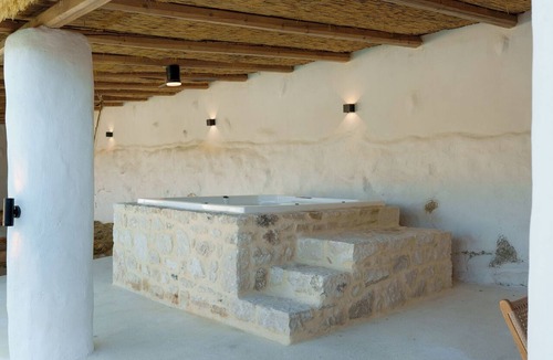 Roustika House | Aspasia Wabi Retreat by CVR