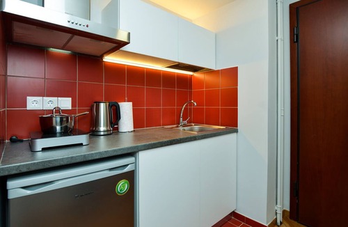 Athens City Centre Apartment | Athens heart, studio at Syntagma metro, tram stop