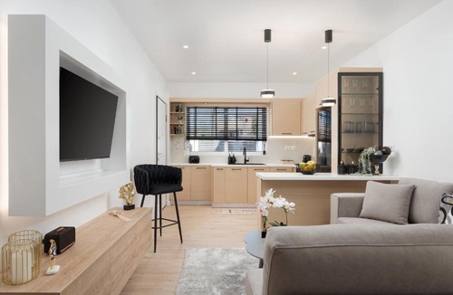 Spata-Artemida House | Aura Airport Suite