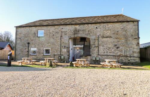 Fourstones Near Bentham House | Austwick