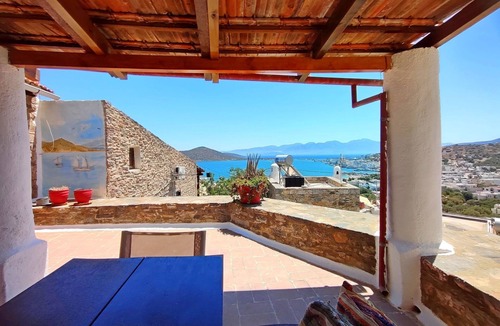 Mavrikiano House | Authentisches Kreta Elounda Haus mit Meerblick Margarita by Interhome