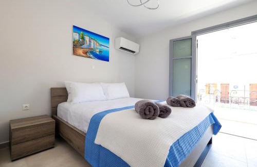 Aegina Town Apartment | AXS APARTMENTS Top Floor Seaview Aegina Town