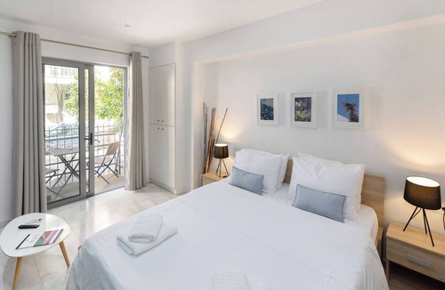 Ilisia Apartment | BES 3 - Spacious Studio with Green Balcony by GHH