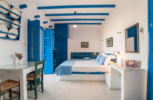 Antiparos Apartment | Blue Dolphin Antiparos View Suite