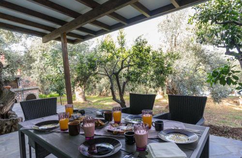 Pagoneri House | Blue Horizon View