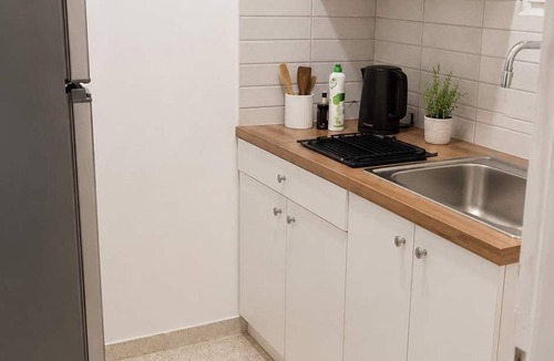 Ilisia Apartment | Boutique 1 Bd Stay in Mavili Square Athens