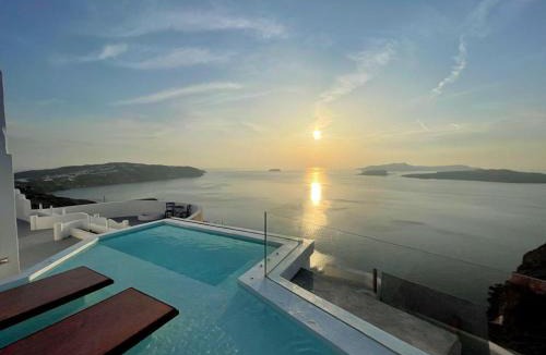 Megalochori Villa | Caldera View Private Villa