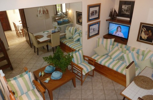 Atsipopoulo Apartment | Calergi 2❤️️Self check-in❤️Very Fast Wi-Fi🌼Private outdoors space🏡Kitchen❤️️