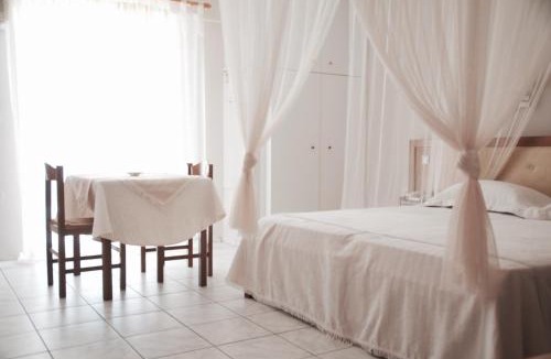 Loutra Edipsou Apartment | Calypso Beach Hotel