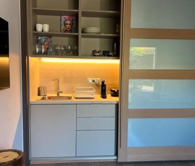 Velon Villa | Carpe Diem Corinthian Suites Ι