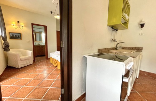 Hermigua Apartment | Casa El Patio - 1br Apartment with shared patio and mountain views