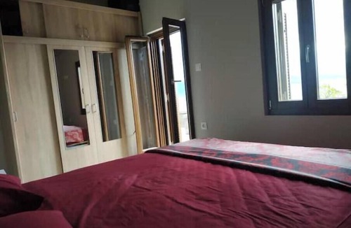 Gefira Mpania Other | Castle Nest City Superior Suite