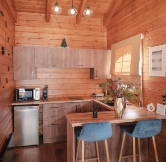 Eptalofos Ski Chalet | Cave Chalet - Chalet for Two