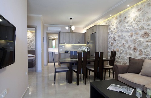 Tsoukaladhes Apartment | Charmante Villa Irida in der Nähe von Kathisma Mylos Strand by Interhome