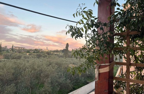 Daratsos Apartment | Charming 2-bedroom apartment in enchanting Daratsos with AC, WiFi