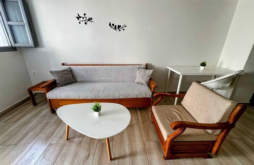 Emporio Apartment | Charming Getaway in the Heart of Emporio Santorini