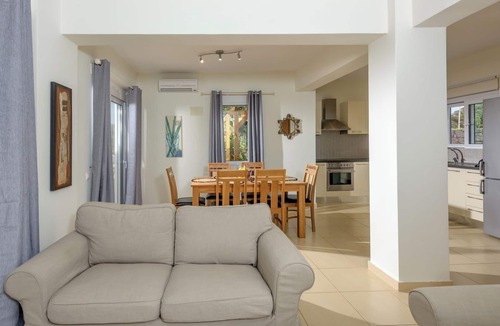 Chorafakia Villa | Charming&Specious 2-bedroom Villa Thymus, Beautiful Pool&Garden, Fast WI-Fi, AC