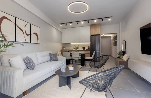Kallithea Apartment | Charokopou3 - Elegant Urban Flat Near Center