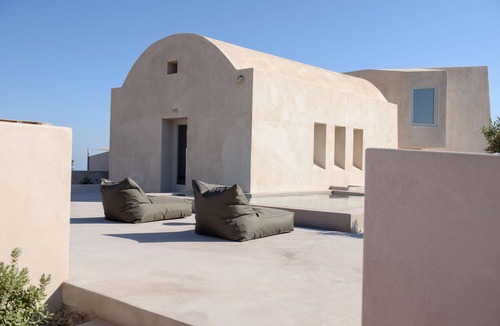 Santorini Villa | Chef included by Fantasia Villas: Pyrgos King