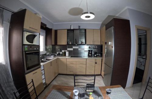 Peristeri Apartment | Christoffer Mpournazi Penthouse