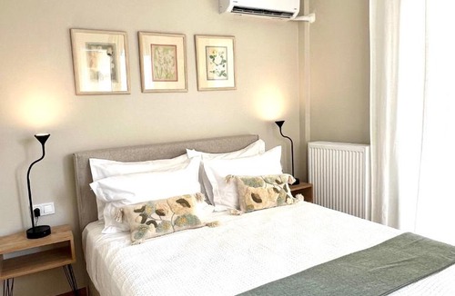 Athens Apartment | CK Athens Fine Stay Modern Apartment - Rooftop Lounge with Acropolis Views - Opposite Metro