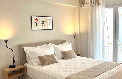 Athens Apartment | CK Athens Fine Stay Modern Apartment - Rooftop Lounge with Acropolis Views - Opposite Metro