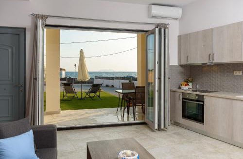 Kokinos Pirgos Apartment | Coral Sea Apartment