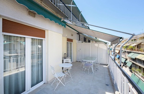 Ampelokipoi Apartment | Cosy 2BR flat near Ampelokipoi station & hospitals