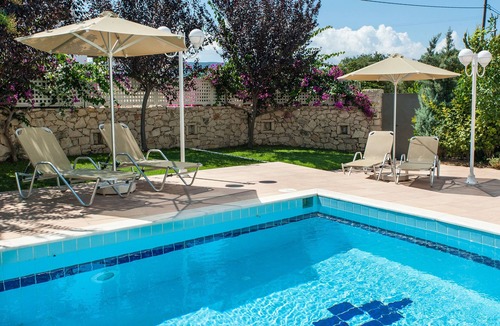 Skouloufia Villa | Countryside villa with private pool and views