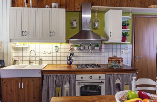 Rio Cottage | Cozy Cottage με Σοφίτα και Θέα.