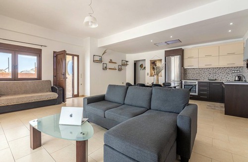 Archanes-Asterousia House | Cretan Seaview Villa for 6