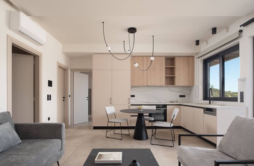 Bali Villa | Cueva Villa II, with Pool, SeaViews & close to Sea