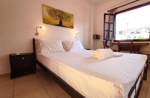 Stalida Apartment | Dedalos n2 Mountain View apartment-30 metres from the beach