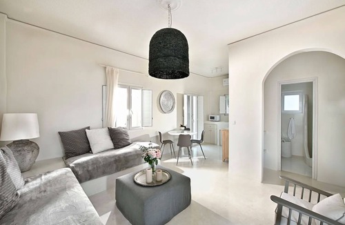 Exo Gonia Villa | Delightful Santorini Villas | 4 Bedrooms | Villa Killua | Spacious Terraces.