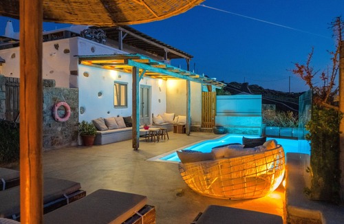 Xilokeratidi Apartment | Deluxe 2 Bedroom House with Private Outdoor Pool