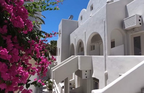 Perissa Apartment | Deluxe 4 persons Studio 30 meters from Perissa Beach