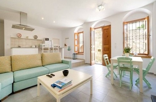 Lindos Villa | Deluxe Rhodes Villa | Villa Sokaki | Well Furnished | 2 Bedrooms