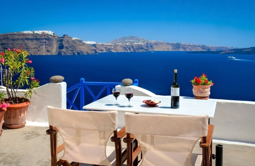 Oia Villa | Deluxe Santorini Villa | Villa Classic | 1 Bedroom | Wonderful Sea Views | Oia