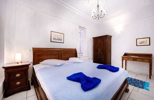 Oia Villa | Deluxe Santorini Villa | Villa Romantic.
