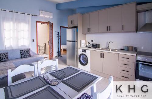 Mousata Apartment | Dennis Grand view apartment in Vlachata village! Wide angle views!