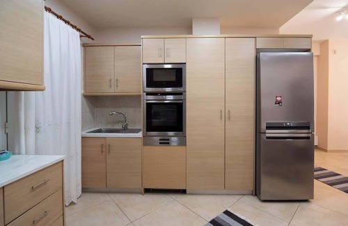 Khalkis Apartment | Downtown cozy and chic apartment