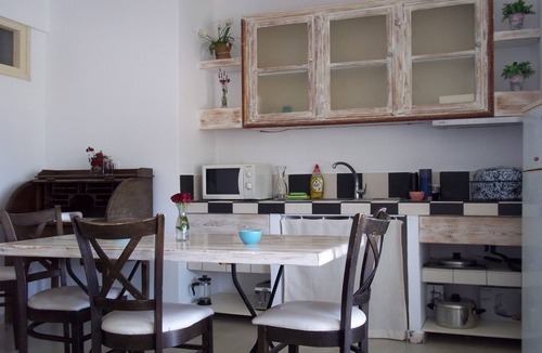 Exo Gialos Apartment | Drakkar house 2