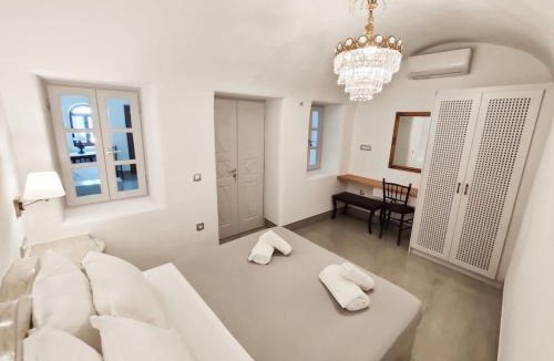 Emporio House | Dreamer's secret villa