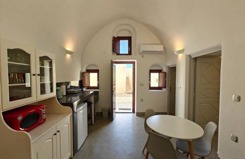 Emporio Villa | Dreamer's secret villa II